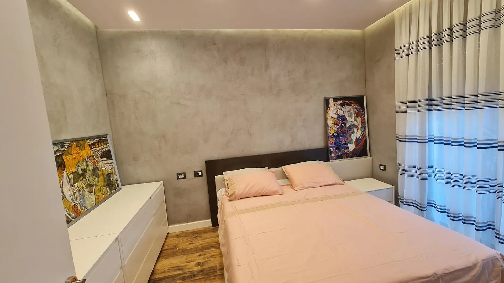 Lavender Beach House Durres Villa