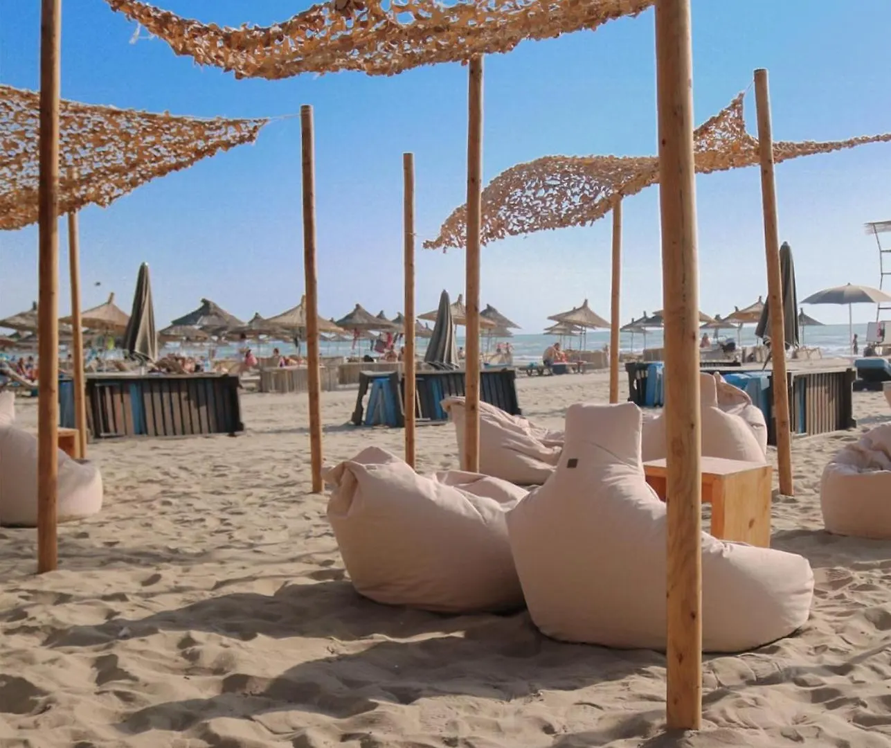 Lavender Beach House Durres 0*,