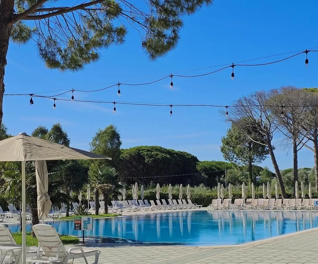 Lavender Beach House Durres Albania