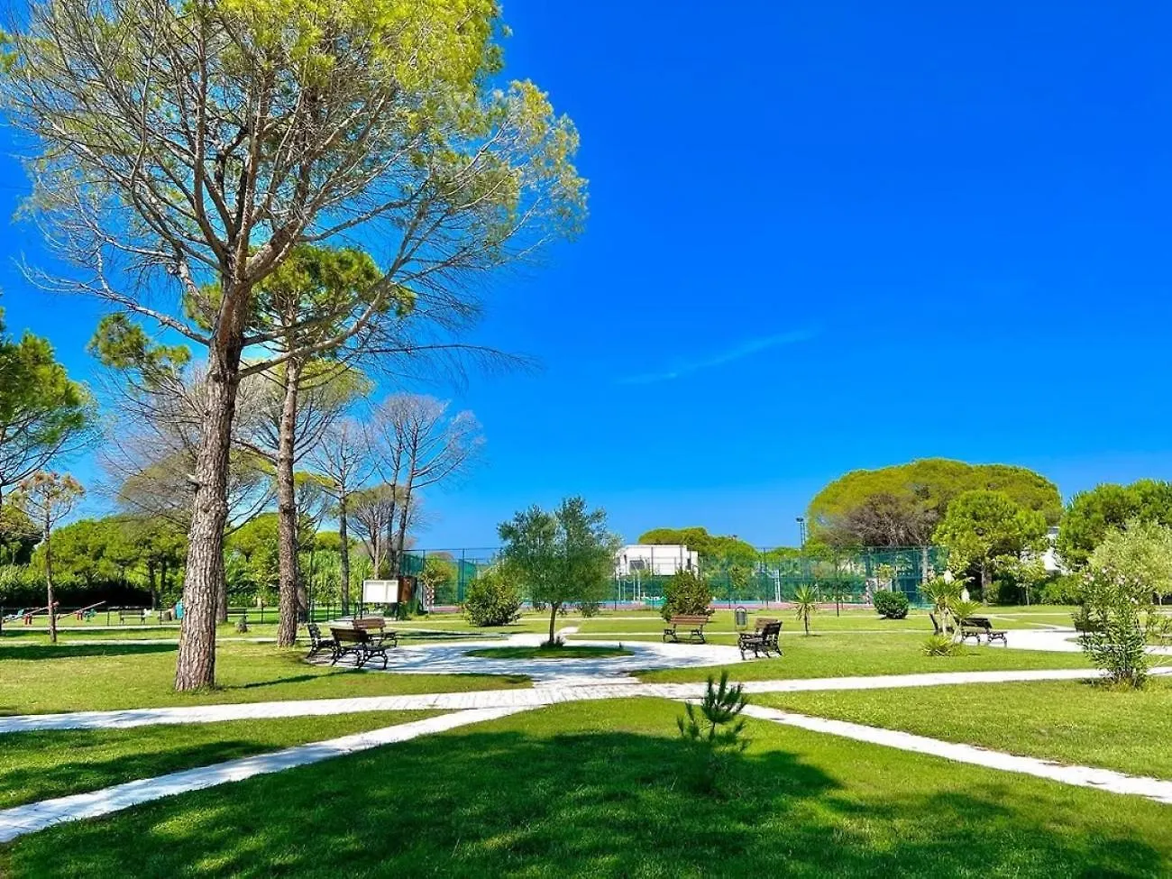 Lavender Beach House Durres Villa