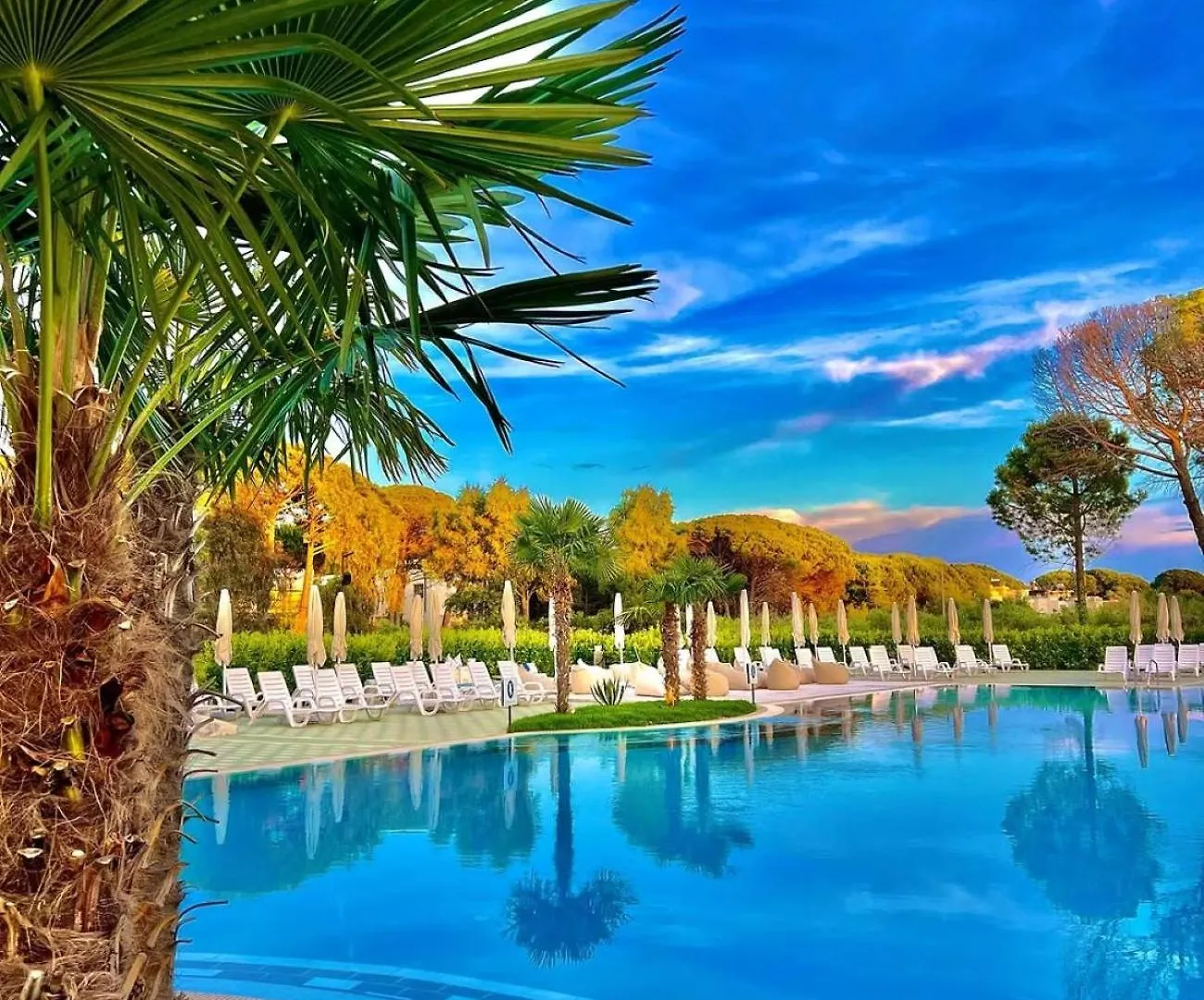 Lavender Beach House Durres Villa